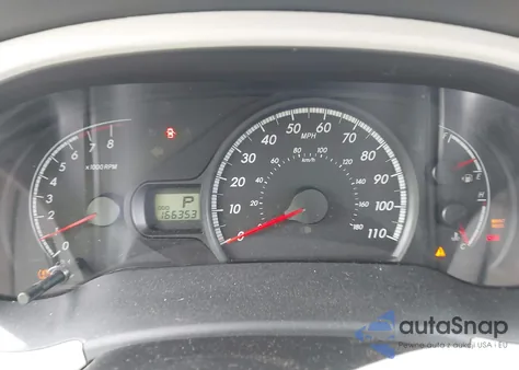 2012 Toyota Sienna Le V6 8 Passenger z USA, uszkodzony, nr VIN 5TDKK3DC1CS242323